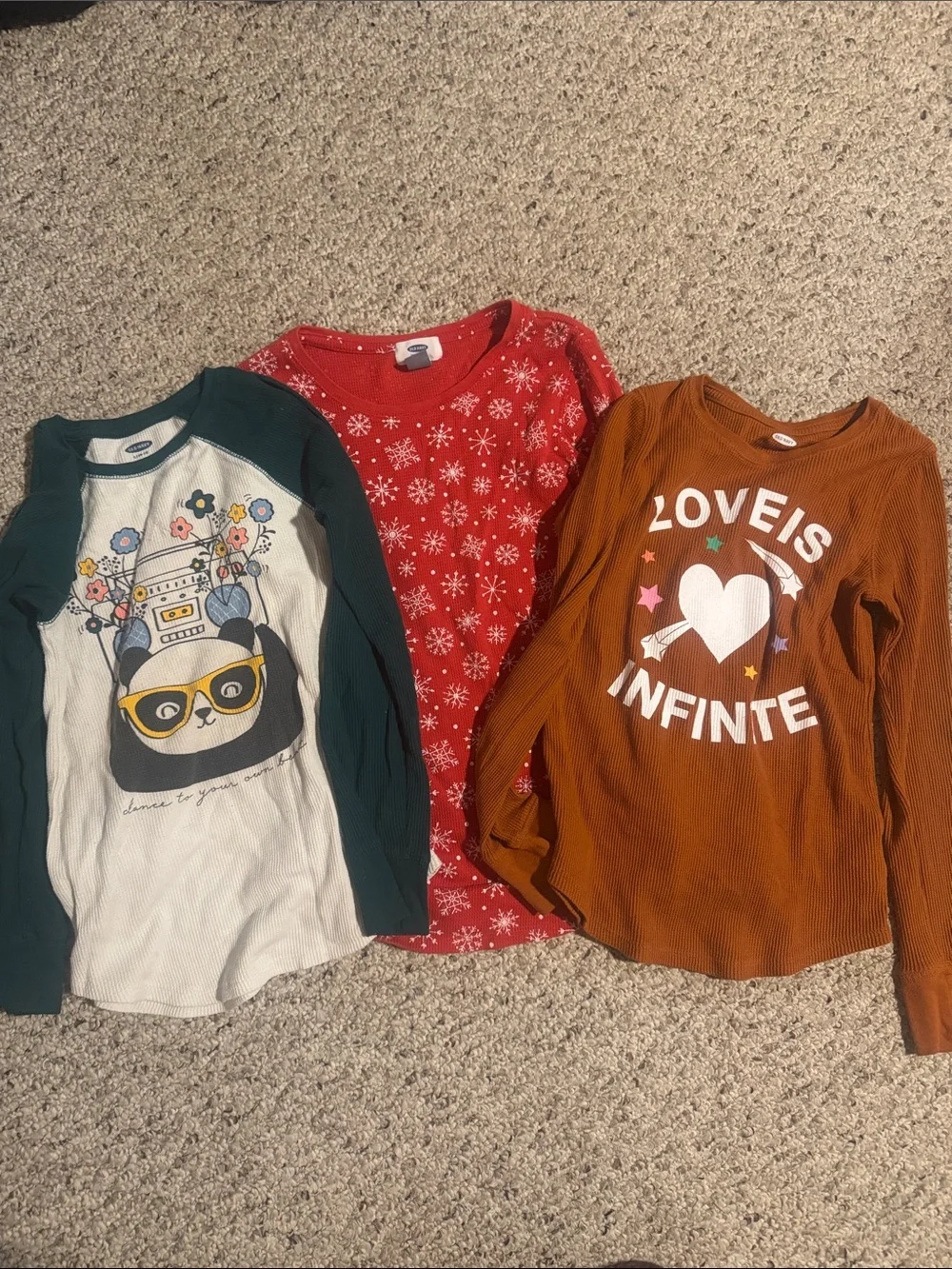 Old navy Kids Long-Sleeve Graphic Tee lot